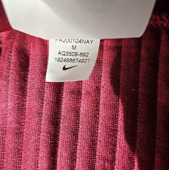 Nike Women's Burgundy Sweater, Size M - Picture 8 of 11